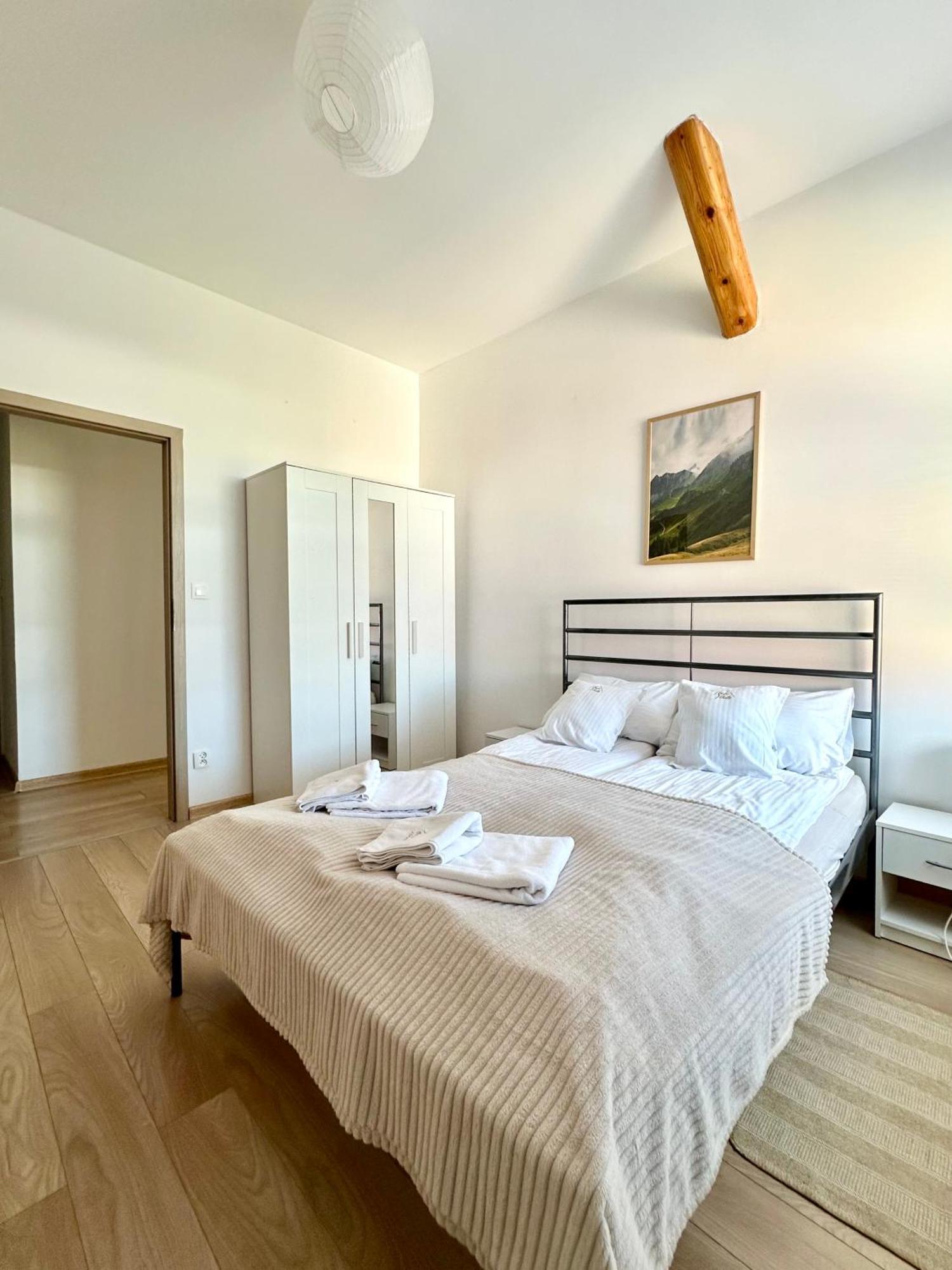 Przestronny Apartament Nr 7 Z Widokiem Na Gory Sowie Bielawa  Extérieur photo